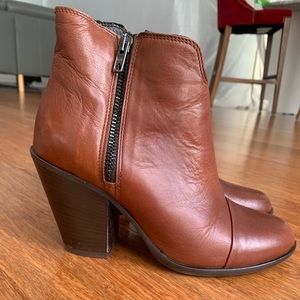 Made in Italy Chestnut Booties